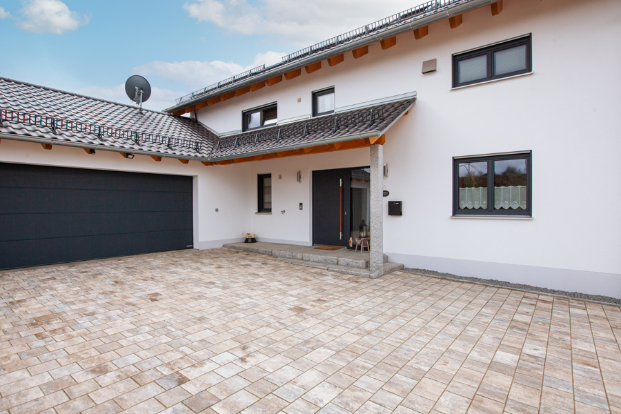 Einfamilienhaus, Holzhaus, Massivholzhaus